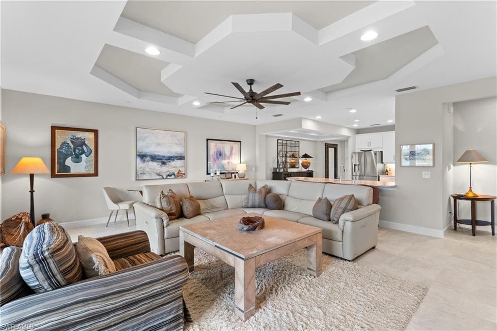 9646 Montelanico Loop 102, Naples, FL 34119-5