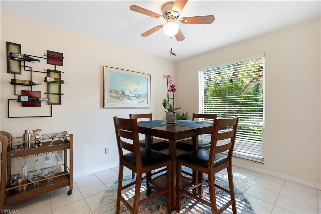 1100 Sarah Jean Cir A106, Naples, FL 34110-16