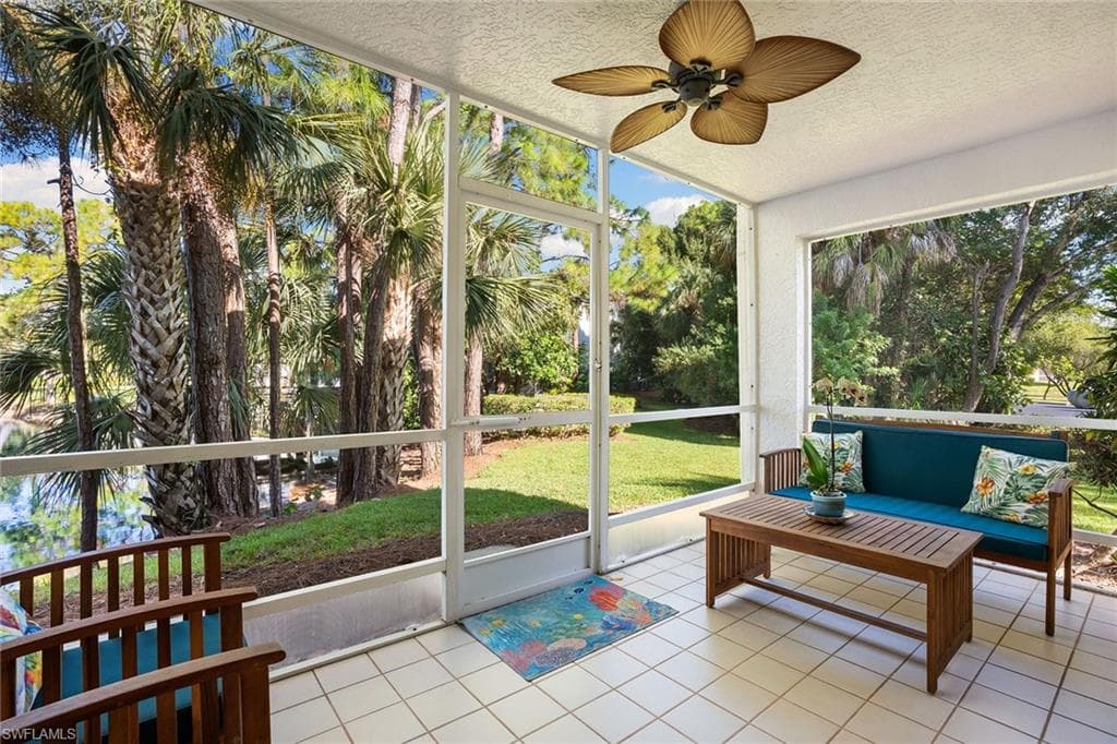 1100 Sarah Jean Cir A106, Naples, FL 34110-1