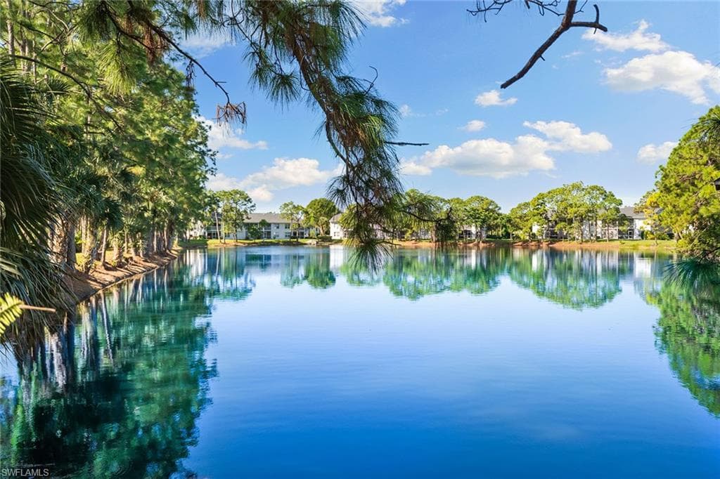 1100 Sarah Jean Cir A106, Naples, FL 34110-28