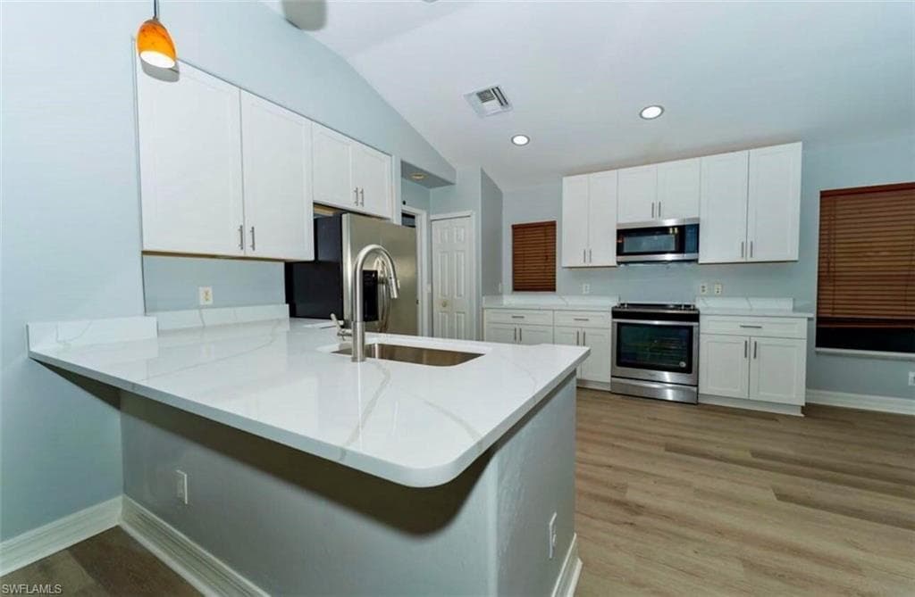 2601 8th St, Lehigh Acres, FL 33936-8