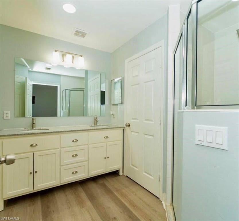 2601 8th St, Lehigh Acres, FL 33936-9