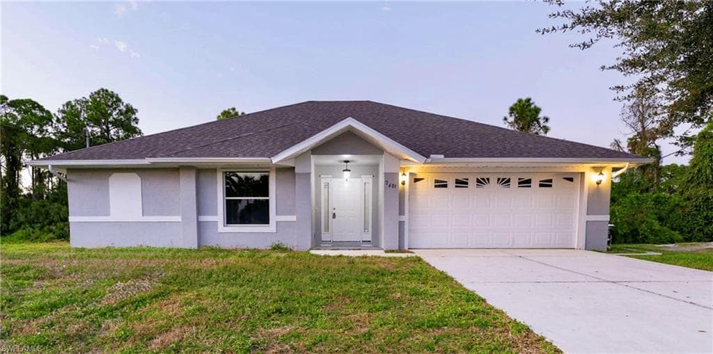 2601 8th St, Lehigh Acres, FL 33936-1