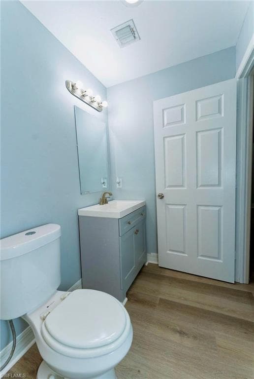 2601 8th St, Lehigh Acres, FL 33936-6