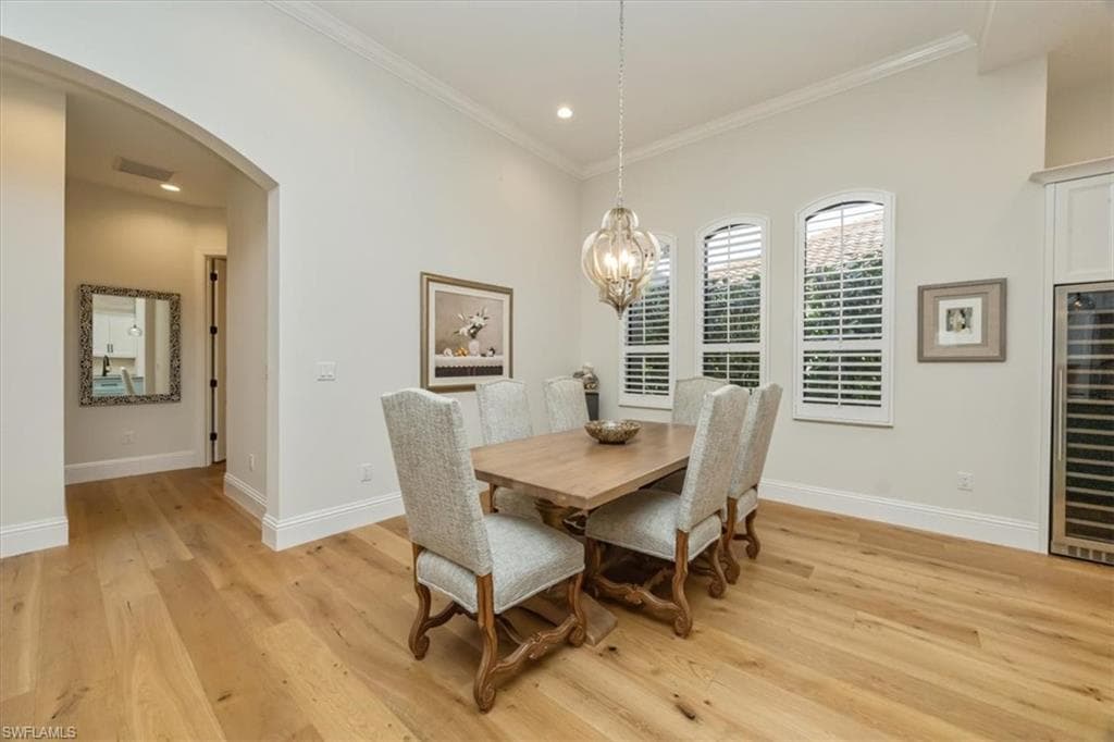 1007 Tivoli Dr, Naples, FL 34104-10