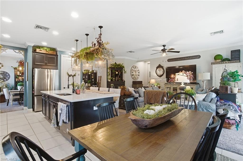 8190 Lucello Ter S, Naples, FL 34114-21