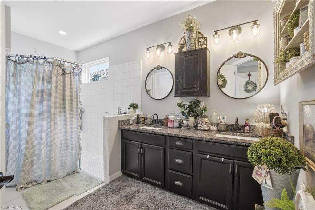 8190 Lucello Ter S, Naples, FL 34114-32