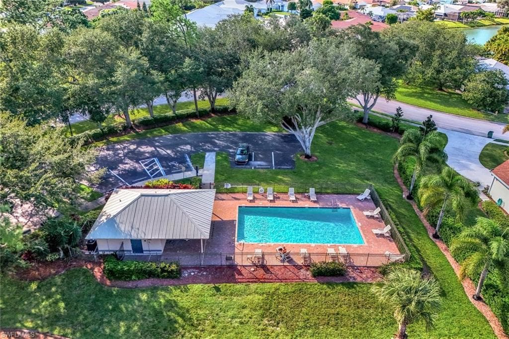 795 Crossfield Cir 85, Naples, FL 34104-18