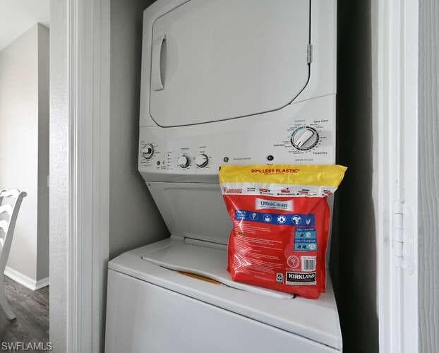 7935 Mahogany Run Ln 725, Naples, FL 34113-11