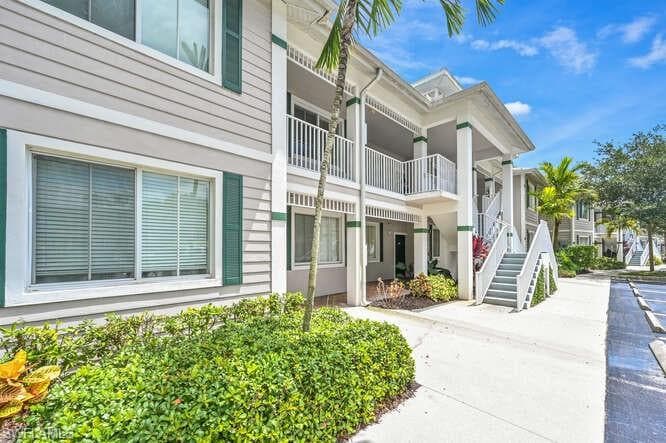 7935 Mahogany Run Ln 725, Naples, FL 34113-12