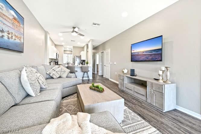 7935 Mahogany Run Ln 725, Naples, FL 34113-2