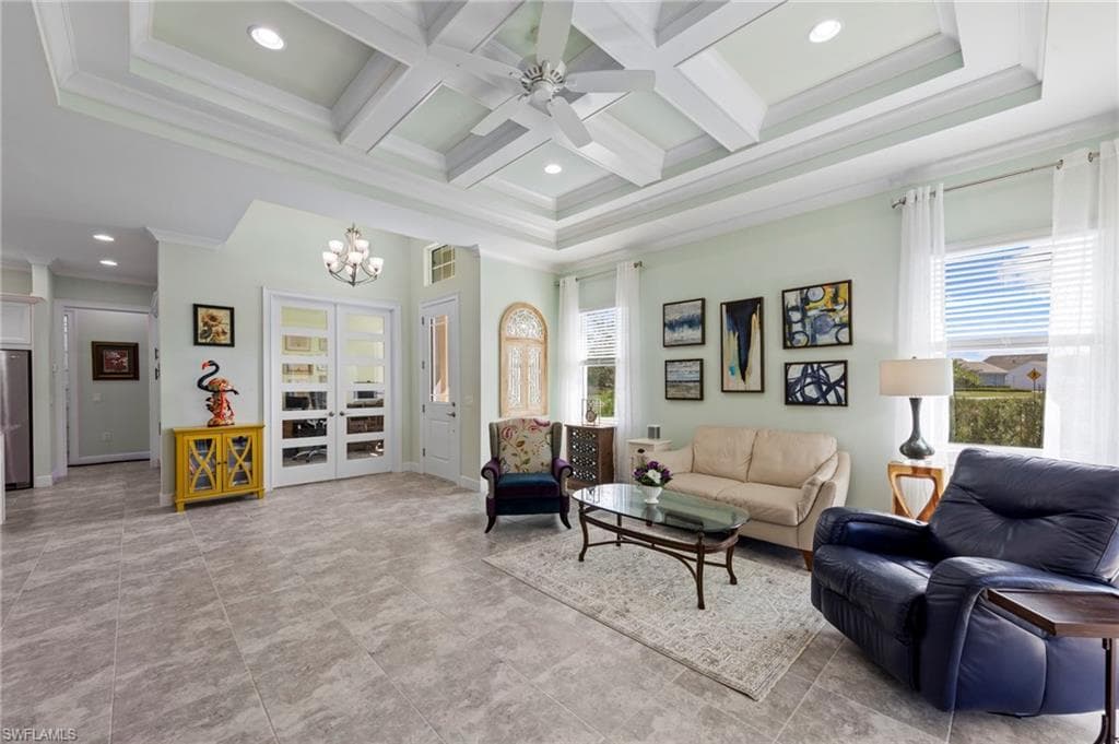 6933 Saona Ct, Naples, FL 34113-7