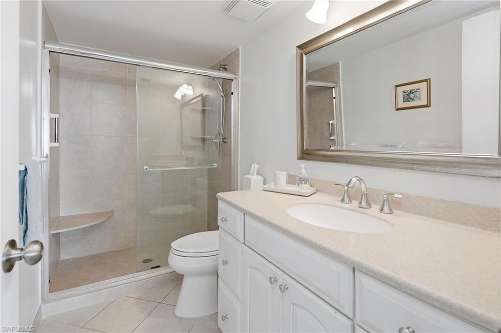 1200 Blue Point Ave A1, Naples, FL 34102-19