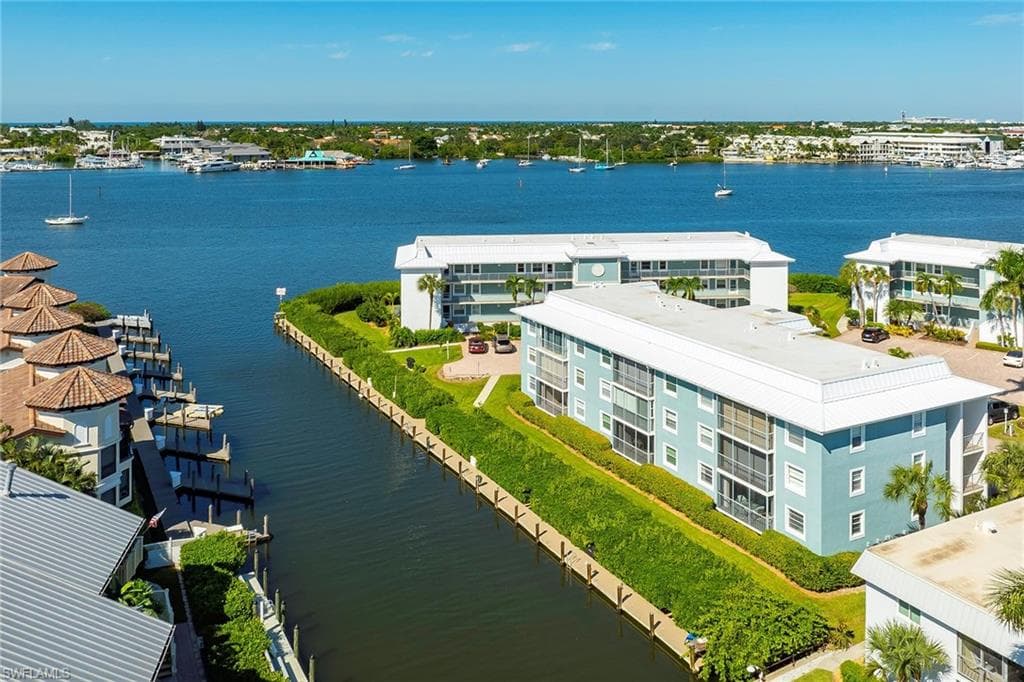 1200 Blue Point Ave A1, Naples, FL 34102-30