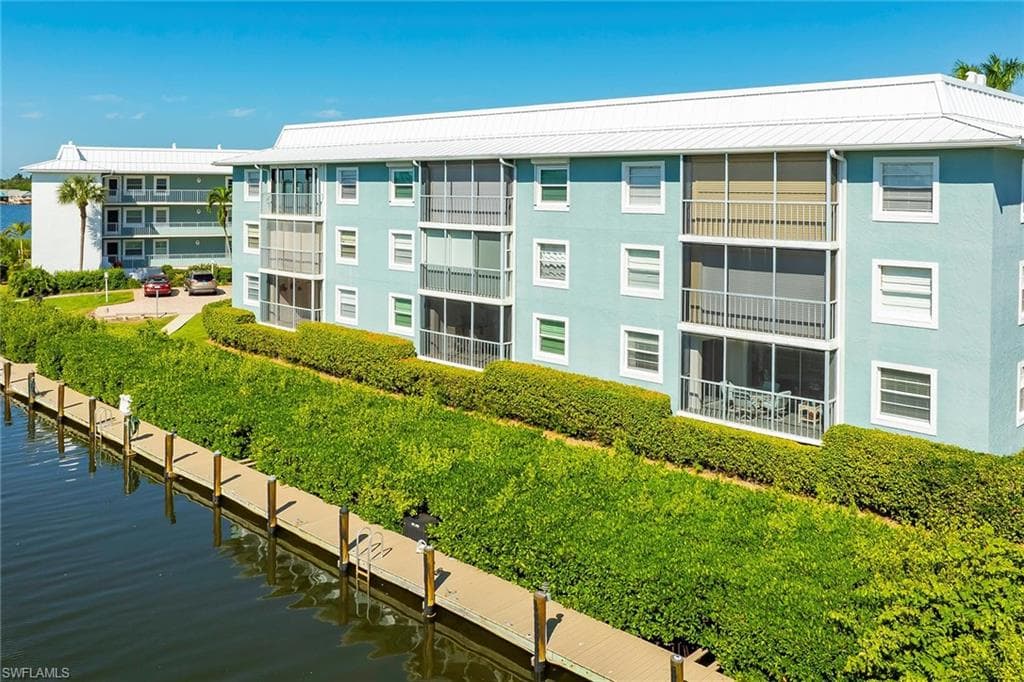 1200 Blue Point Ave A1, Naples, FL 34102-31