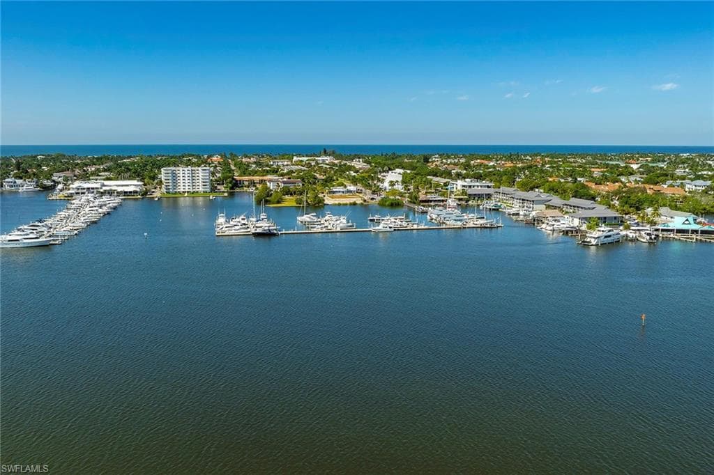 1200 Blue Point Ave A1, Naples, FL 34102-34