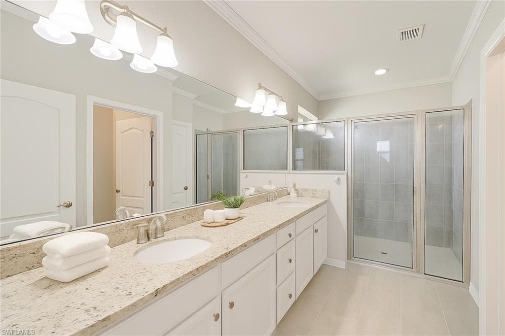 17661 Kinzie Ln, Estero, FL 33928-11