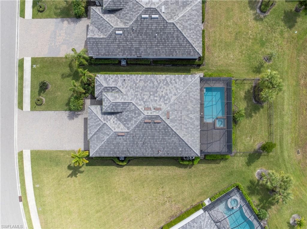 17661 Kinzie Ln, Estero, FL 33928-19