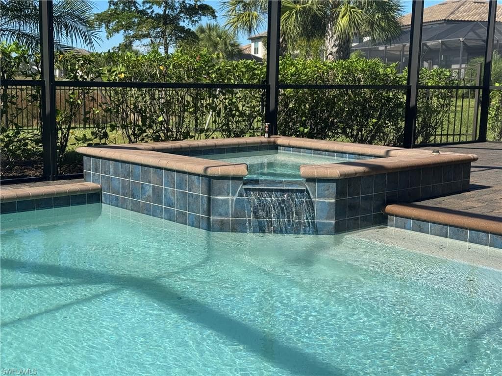 17661 Kinzie Ln, Estero, FL 33928-4