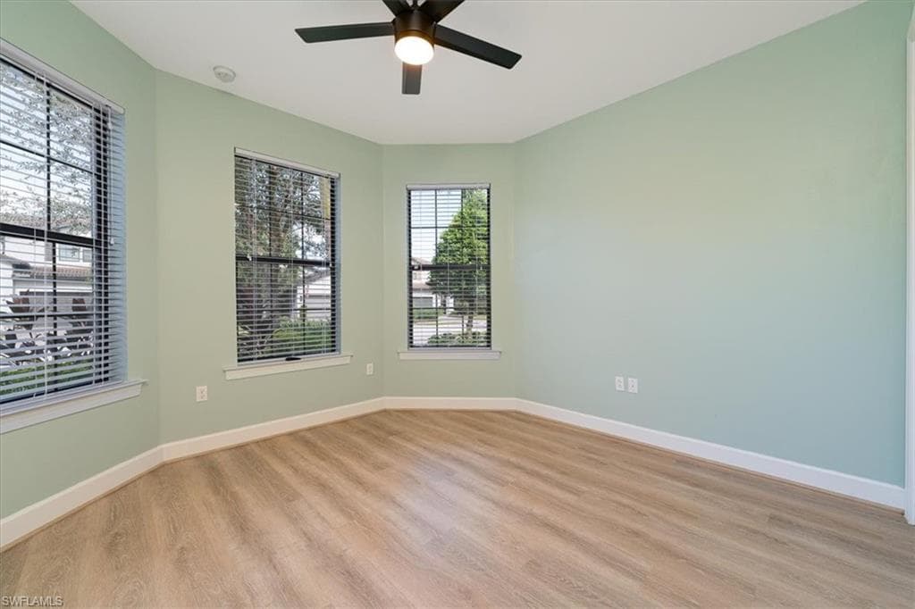 1996 Parson St, Naples, FL 34120-8