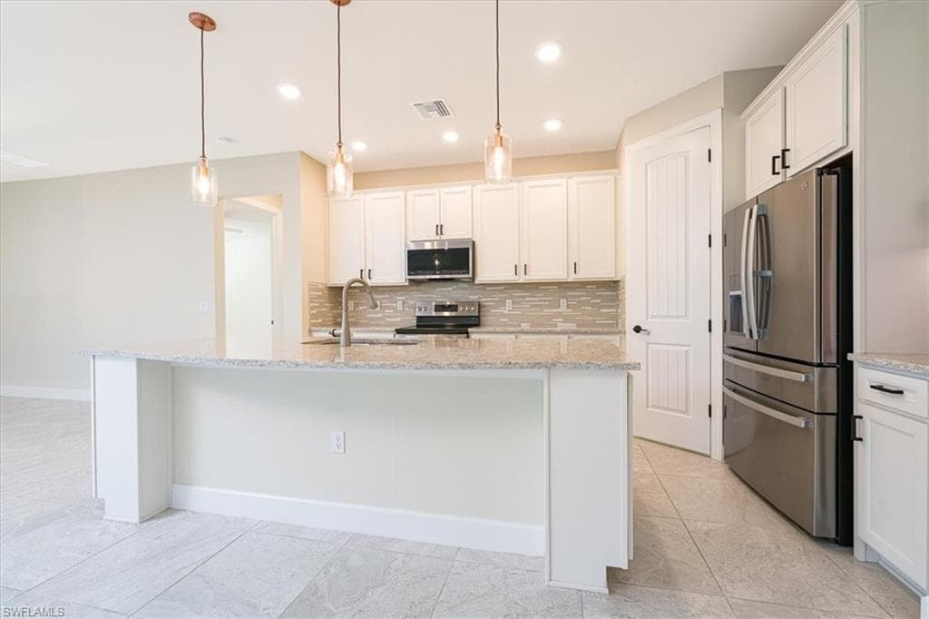 1996 Parson St, Naples, FL 34120-18