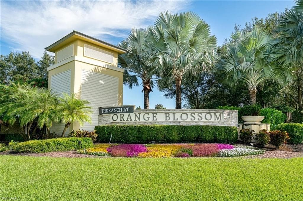 1996 Parson St, Naples, FL 34120-41