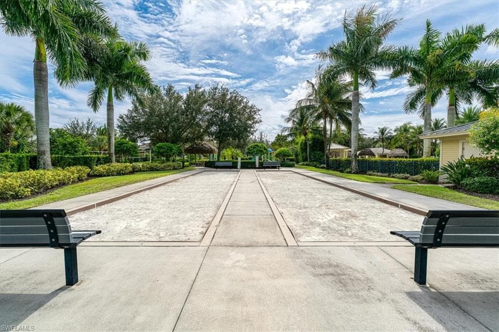 1996 Parson St, Naples, FL 34120-50