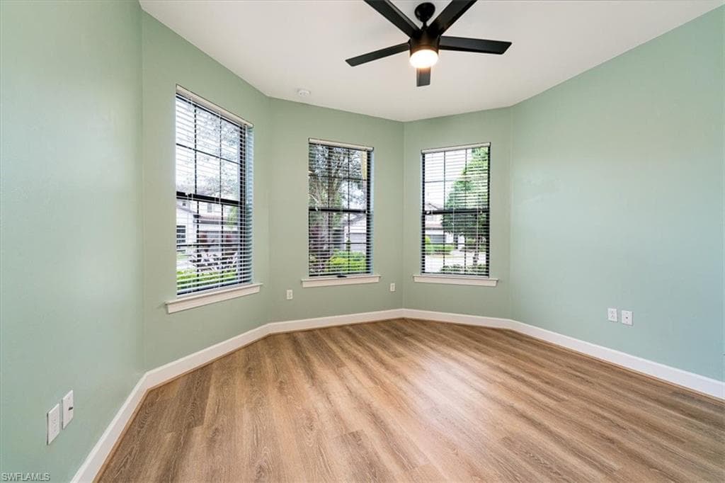 1996 Parson St, Naples, FL 34120-6