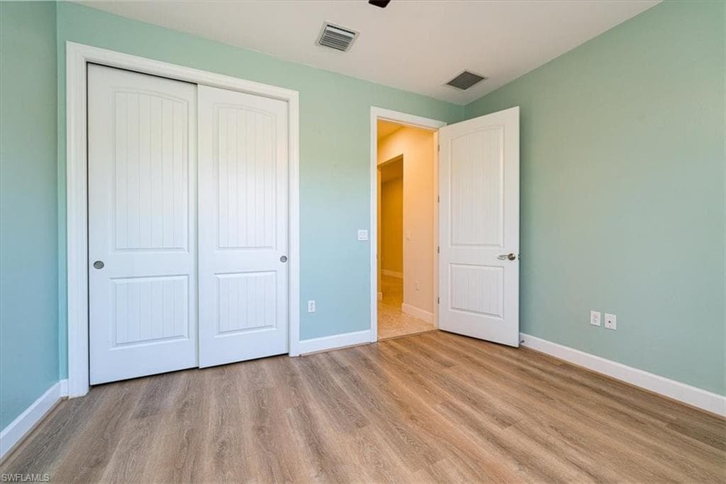 1996 Parson St, Naples, FL 34120-7