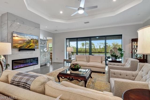 9637 Montelanico Loop 203, Naples, FL 34119-11