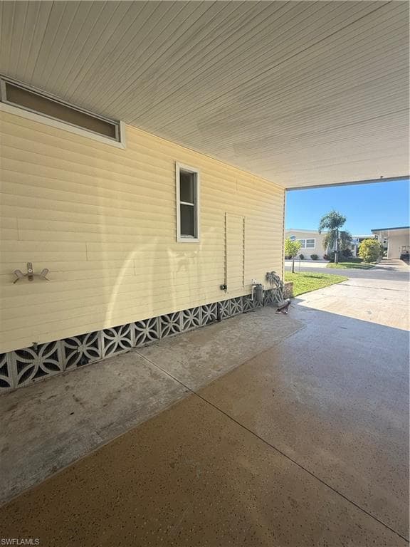 350 Shoreland Dr, Fort Myers, FL 33905-18