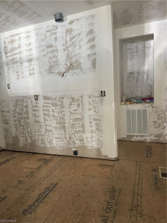 350 Shoreland Dr, Fort Myers, FL 33905-25