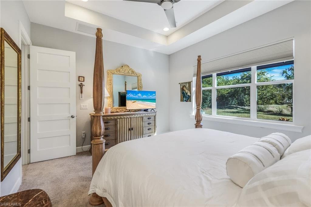 5802 Haiti Dr, Naples, FL 34113-15