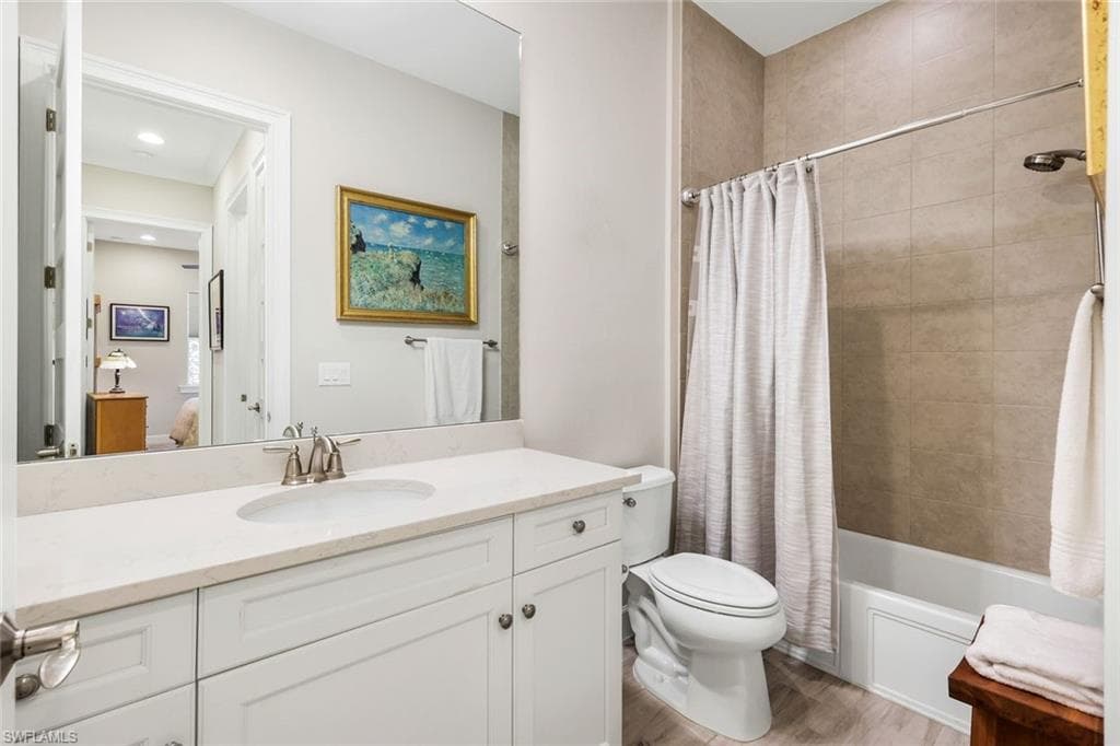 5802 Haiti Dr, Naples, FL 34113-19