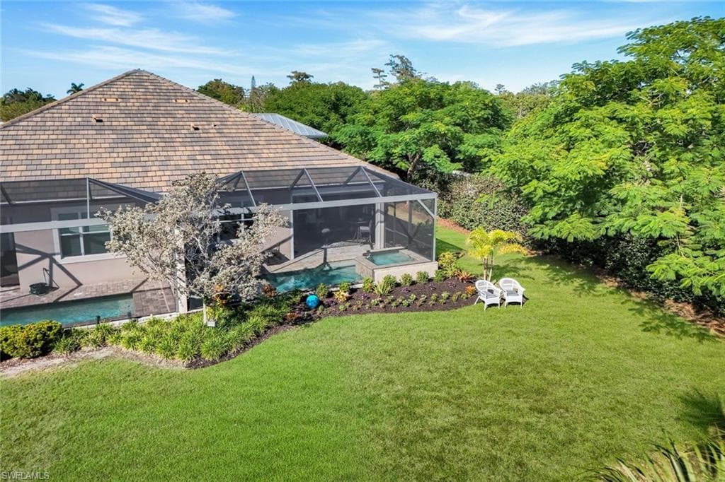 5802 Haiti Dr, Naples, FL 34113-27