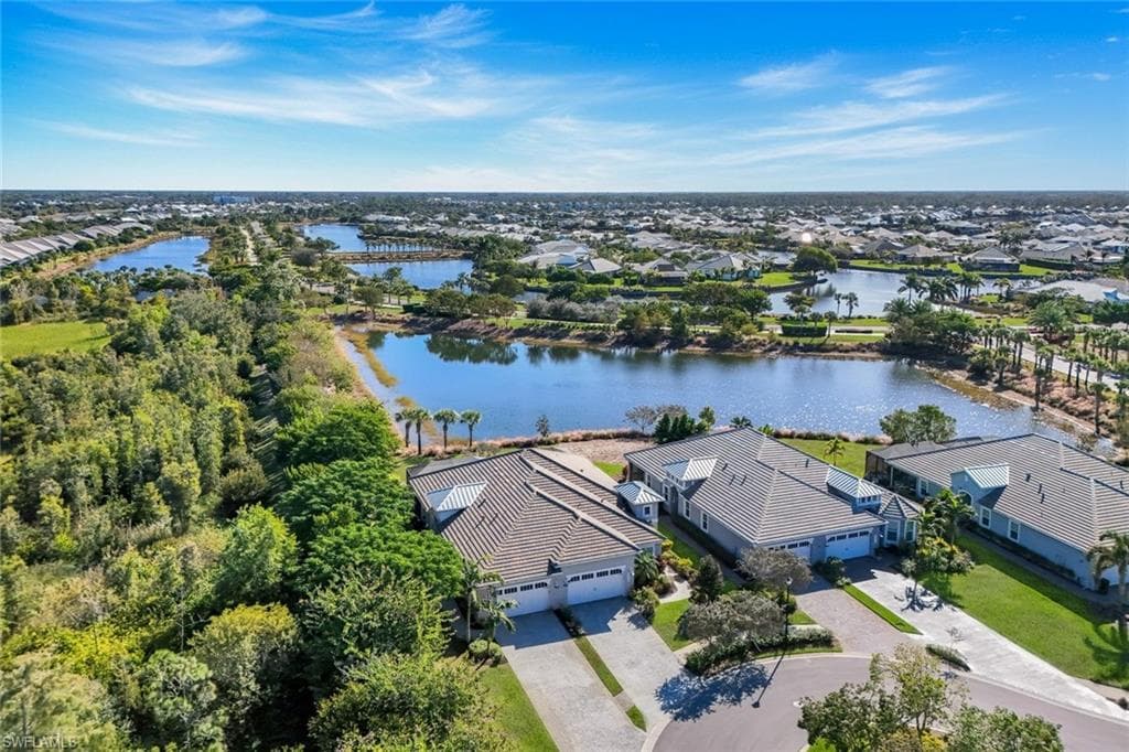 5802 Haiti Dr, Naples, FL 34113-1