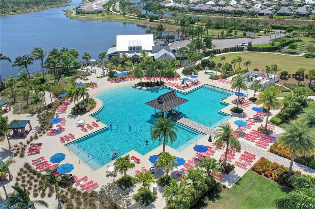 5802 Haiti Dr, Naples, FL 34113-35