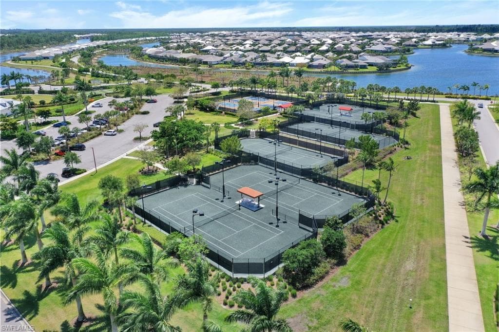 5802 Haiti Dr, Naples, FL 34113-37