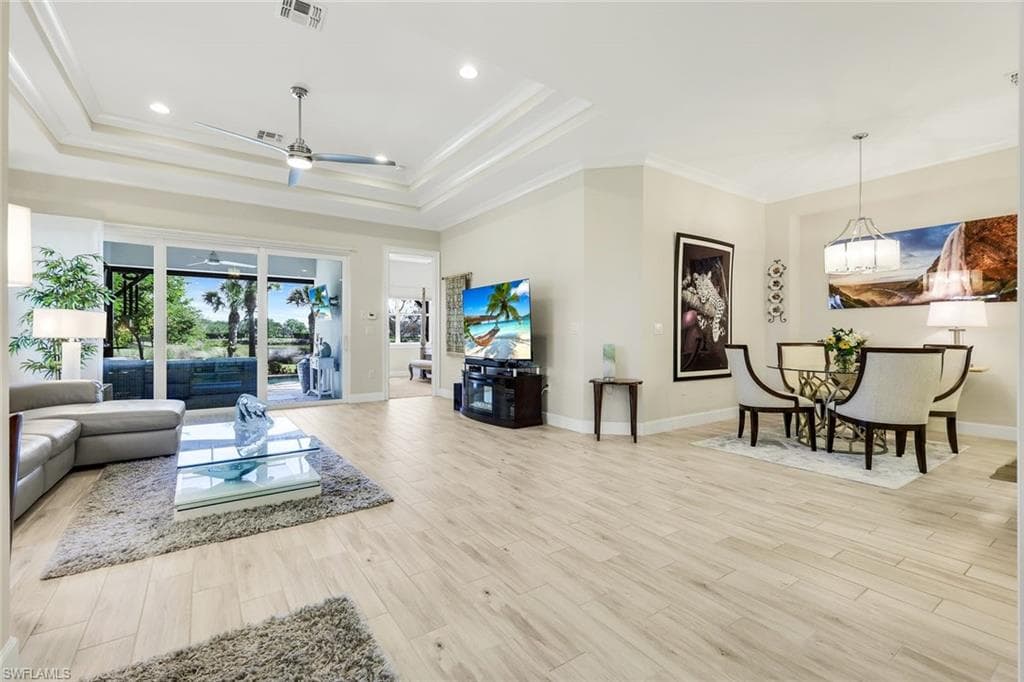 5802 Haiti Dr, Naples, FL 34113-5