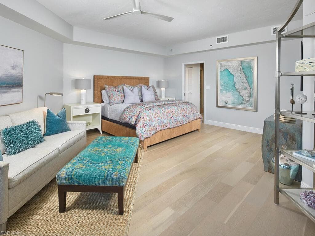 4951 Gulf Shore Blvd N 1204, Naples, FL 34103-10