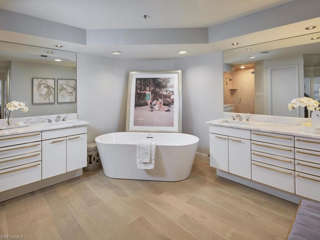 4951 Gulf Shore Blvd N 1204, Naples, FL 34103-11