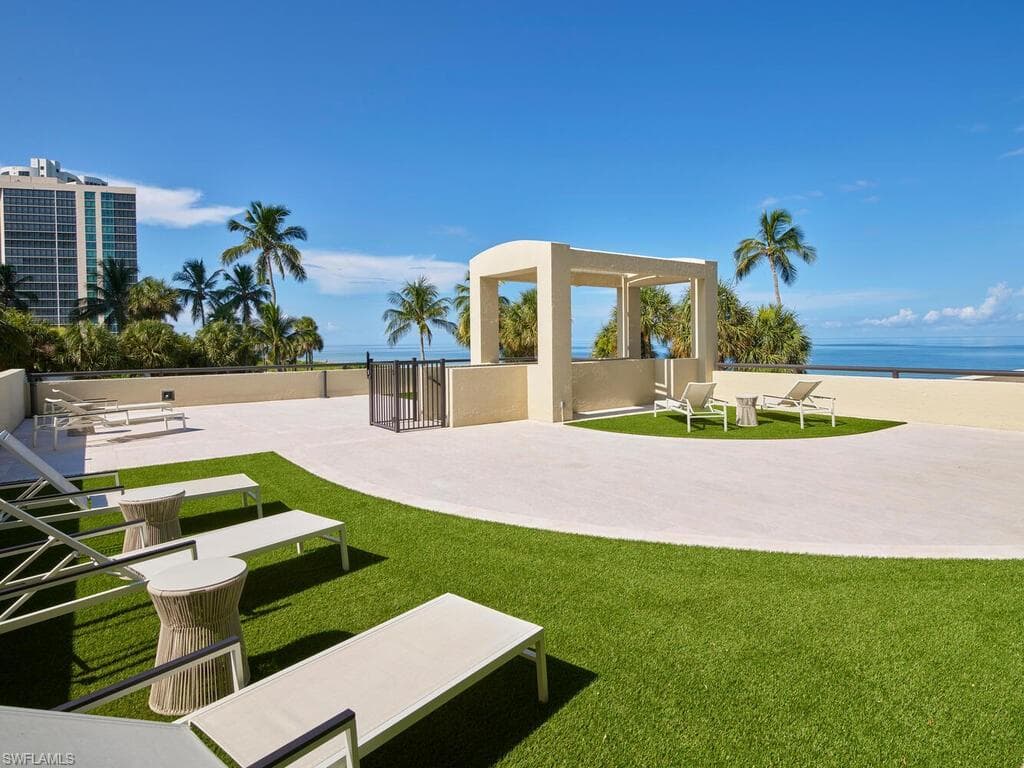 4951 Gulf Shore Blvd N 1204, Naples, FL 34103-23