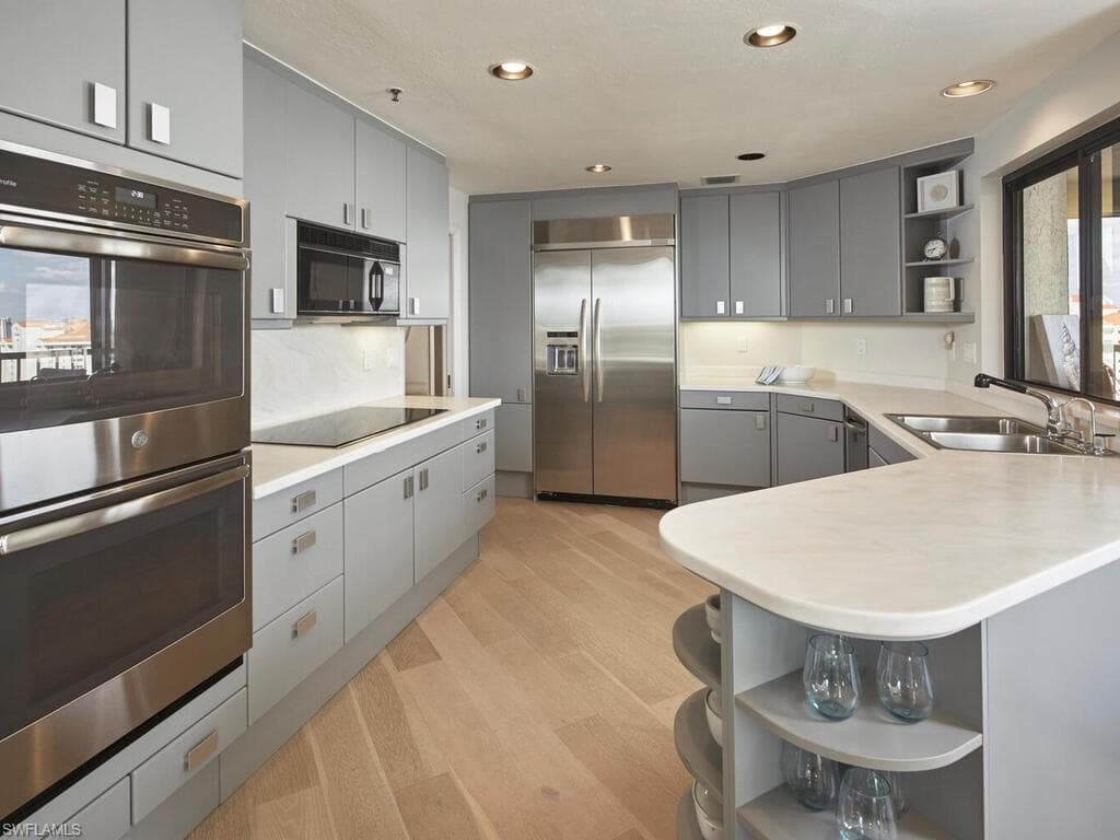 4951 Gulf Shore Blvd N 1204, Naples, FL 34103-6