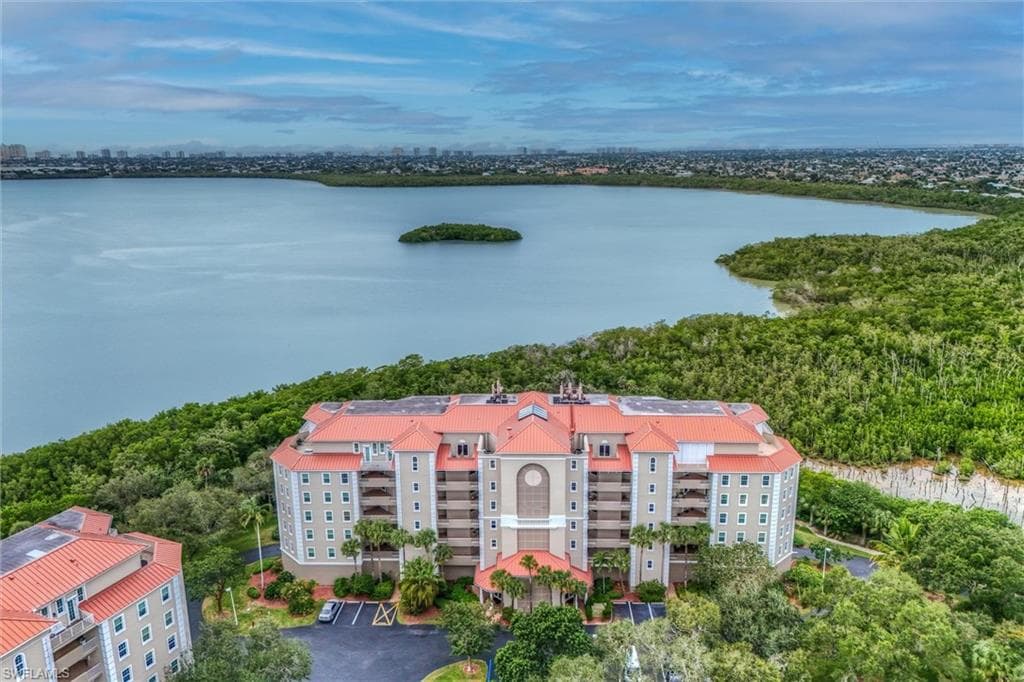 133 Vintage Bay Dr A-15, Marco Island, FL 34145-23