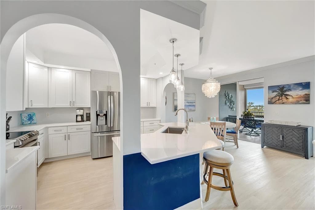 133 Vintage Bay Dr A-15, Marco Island, FL 34145-25