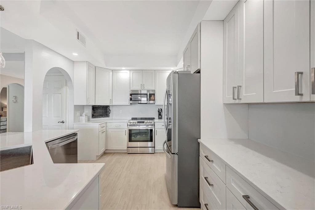 133 Vintage Bay Dr A-15, Marco Island, FL 34145-28