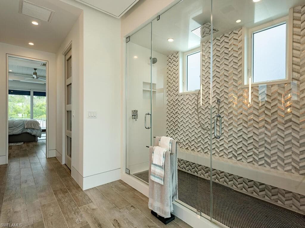 2323 Harbor Rd, Naples, FL 34104-12