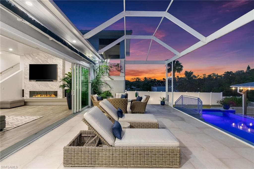 2323 Harbor Rd, Naples, FL 34104-20