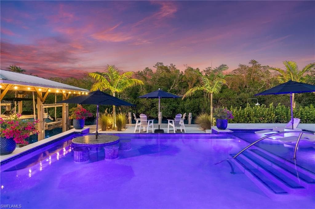 2323 Harbor Rd, Naples, FL 34104-25