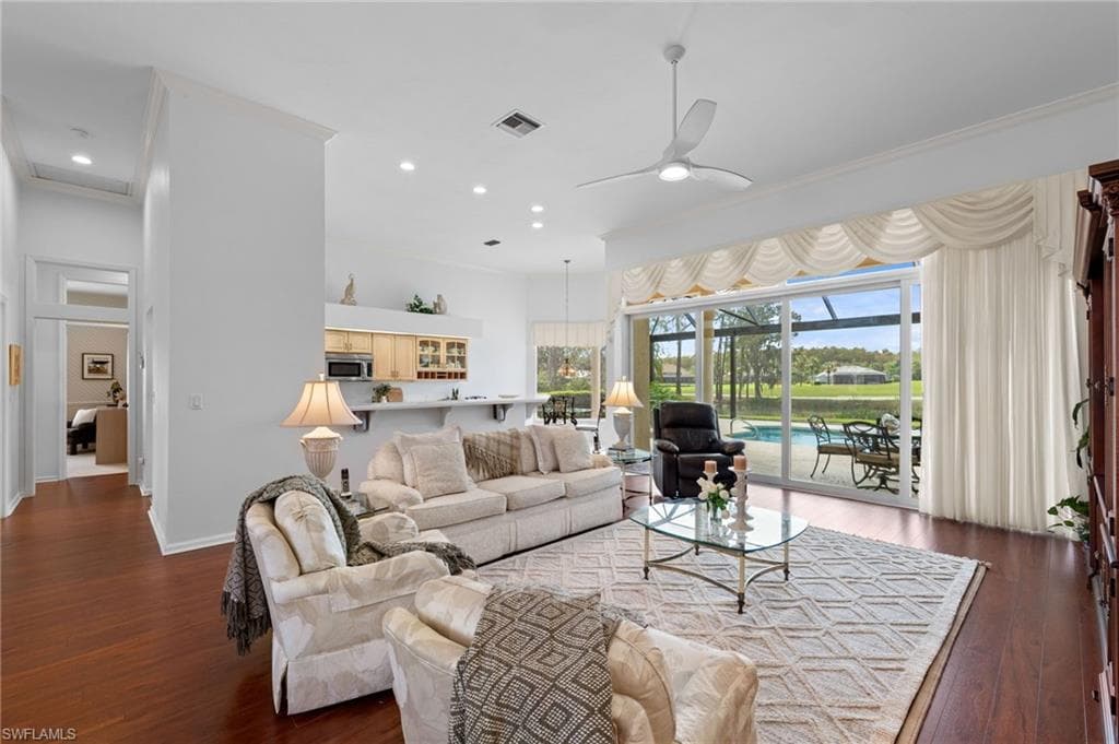 12384 Eagle Ct, Estero, FL 33928-13